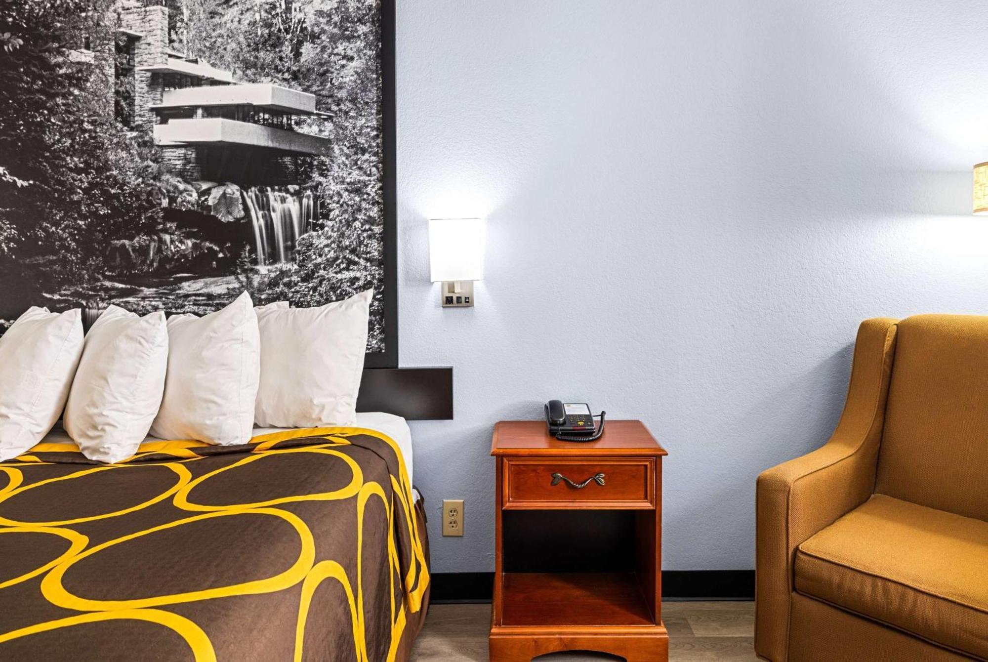 Super 8 By Wyndham Pittsburgh/Монровилл Экстерьер фото